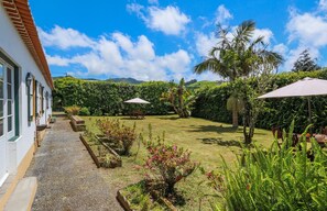 Property grounds - GuestReady - Domus Adepta Charming w/ Garden (Furnas)