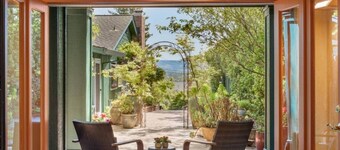 Walk to Downtown Sebastopol * Luxe Vacation Studio