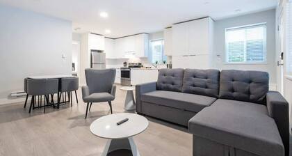 Tranquil & Modern: Close to Promenade & Pier ~ Pkg