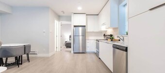 Tranquil & Modern: Close to Promenade & Pier ~ Pkg