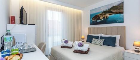 Bügeleisen/Bügelbrett, Internetzugang, Bettwäsche