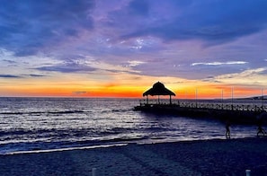 Beach - Sunset Views,  5min walk to Beach, Rooftop Pool (Puerto Vallarta)