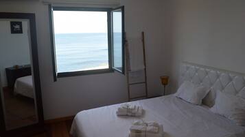 3 chambres, accĂšs Internet, draps fournis