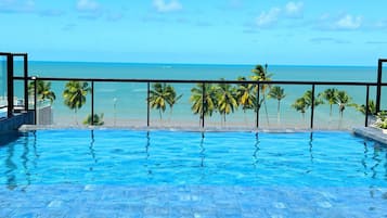 Piscina externa