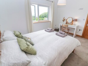 Individually decorated, individually furnished, free WiFi - Swallows Nest (St Ives)