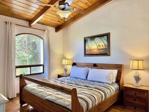 1 slaapkamer, een strijkplank/strijkijzer, wifi, beddengoed