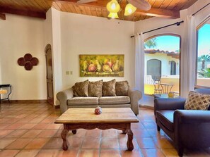 Télévision, cheminée