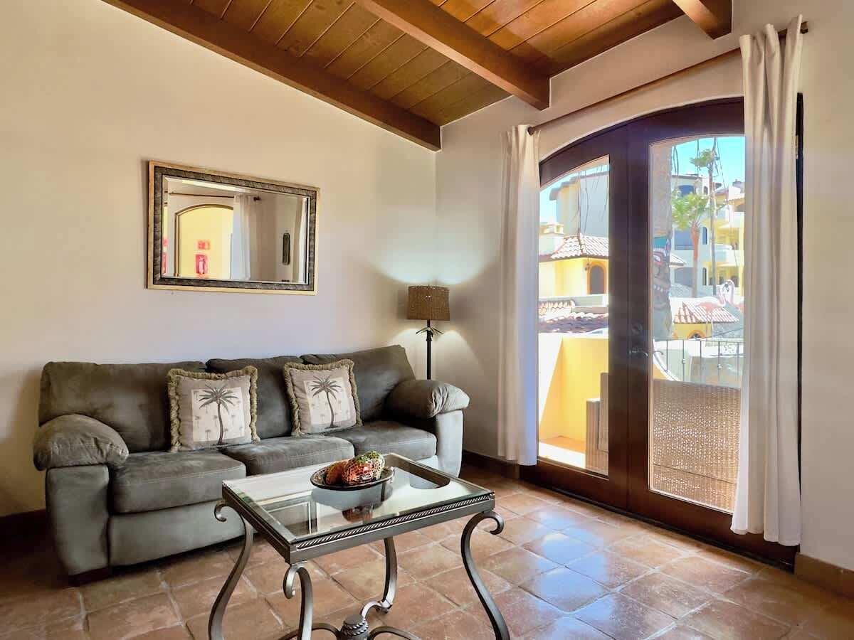 Televisión, chimenea