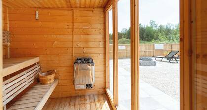 Spacious Sportsman RV | Luxury Glamping by Grotto