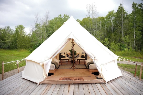 Welcome to Bear Cave Glamping