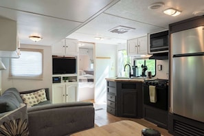 Interior - Family Glamping RV • Springdale Retreat Tobermory (Miller Lake)