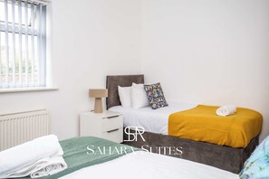 3 bedrooms, iron/ironing board, WiFi, bed sheets