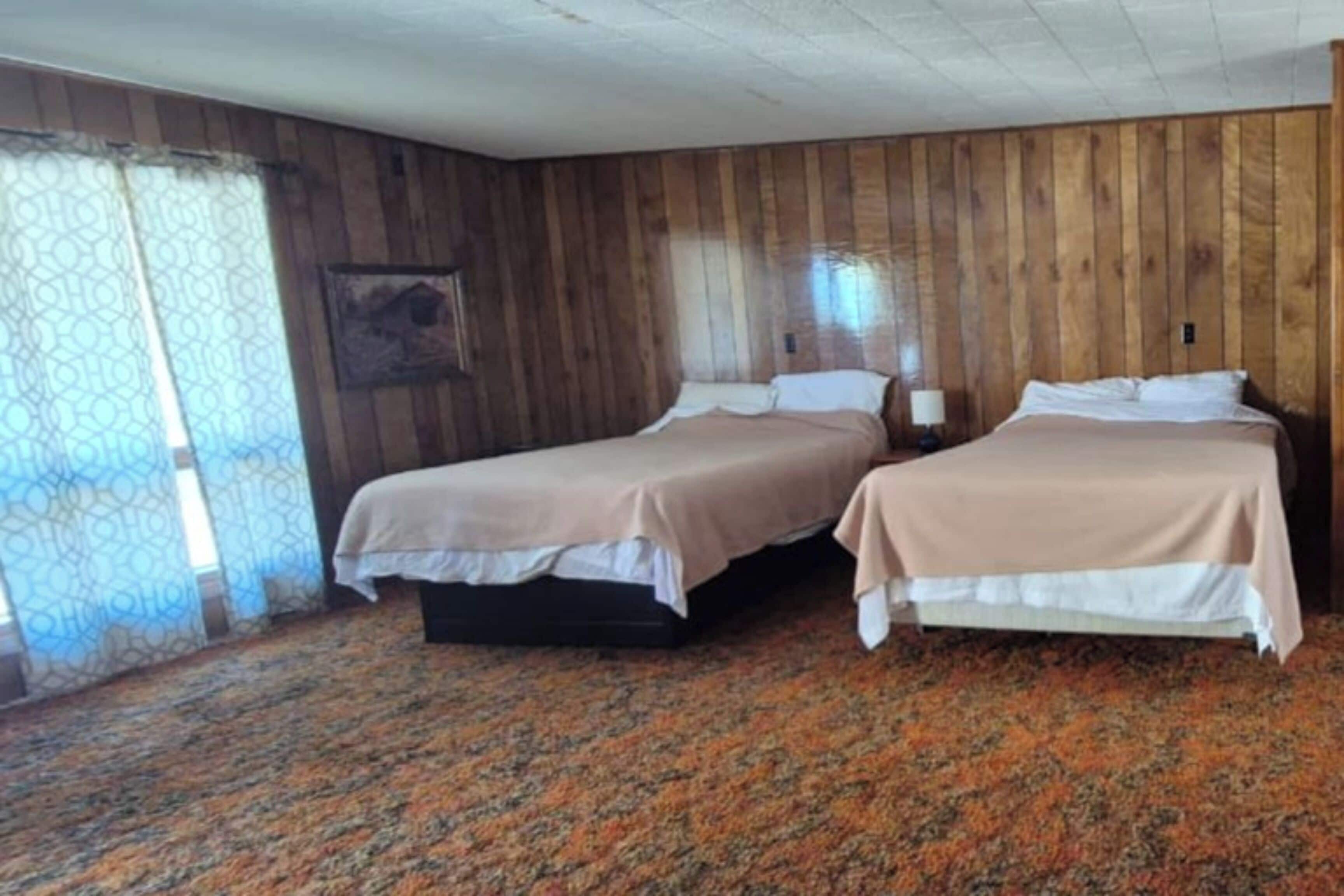 2 Queen Beds with Kitchenette Non-Smoking | Desk, iron/ironing board, free WiFi, bed sheets