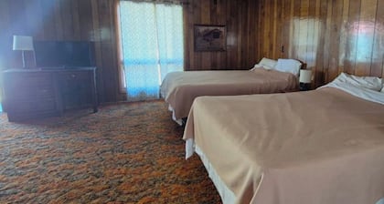 Sycamore Motel Havana Near Illinois River