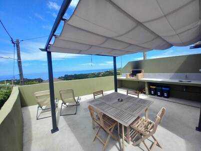 Charming Rustic House in Nordeste, surrounded by Nature.