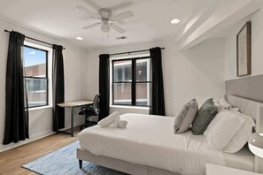 3 bedrooms, desk, WiFi, bed sheets