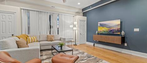 Téléviseur, bureau