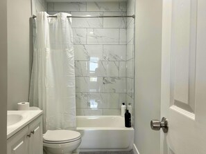 Douche, séchoir à cheveux