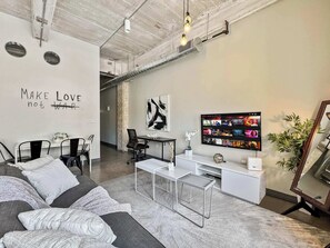 Télévision, espaces bureaux