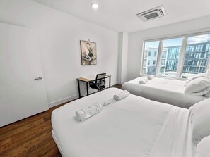 2 bedrooms, bed sheets