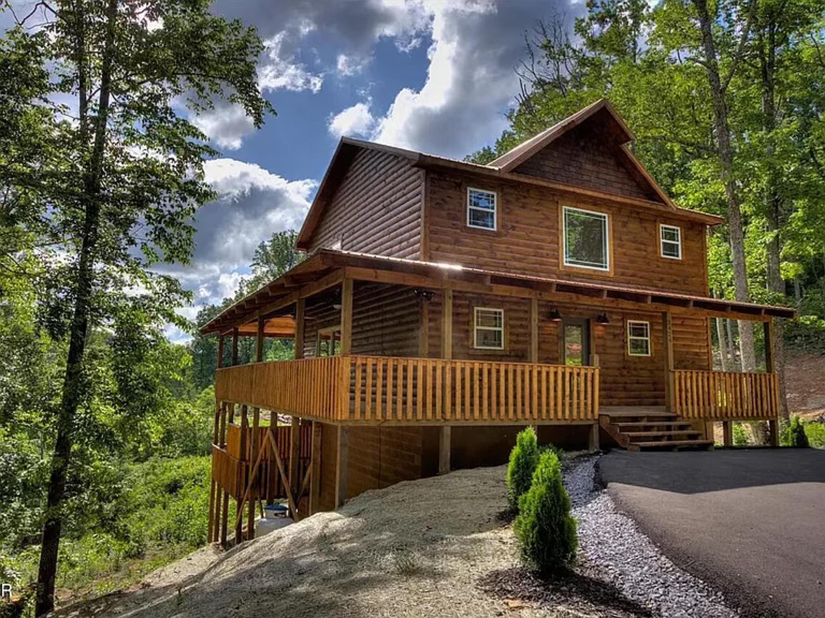 Studio (3 Bedrooms) | Exterior