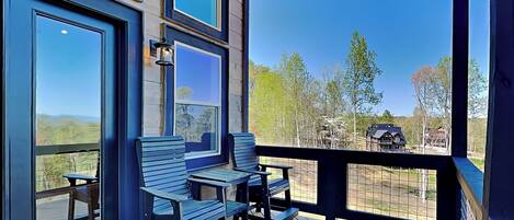 Studio (1 Bedroom) | Property amenity