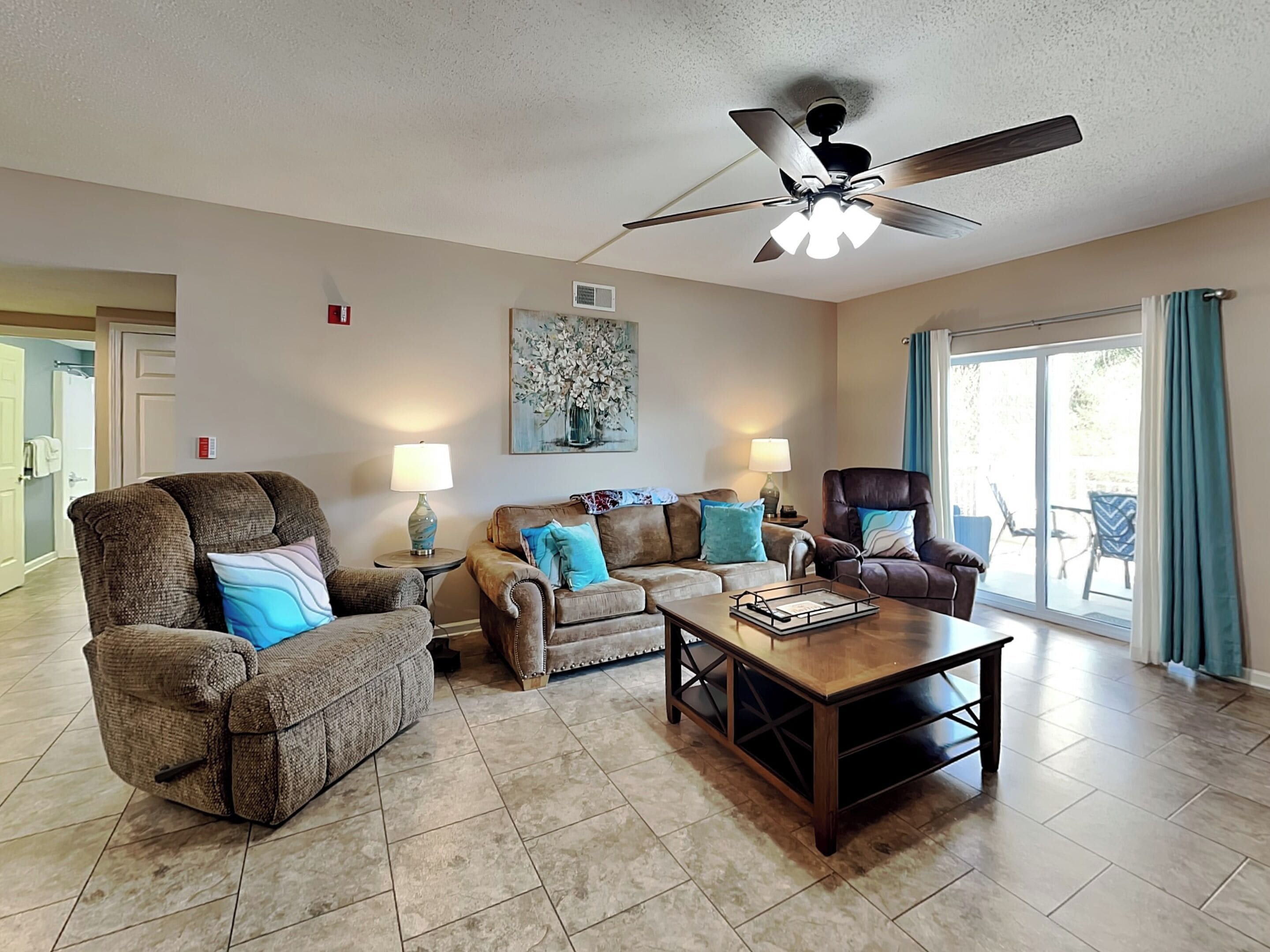 Condo (2 Bedrooms) | Property amenity