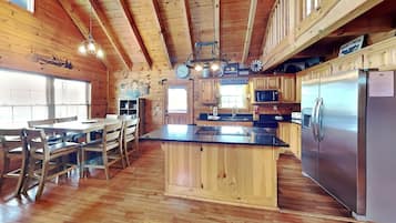 Studio (3 Bedrooms) | Property amenity