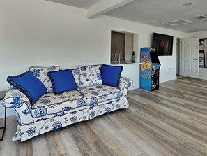 House (3 Bedrooms) | Property amenity - Dolphin View Oasis by Distinctive Beach Rentals (Palm Coast)