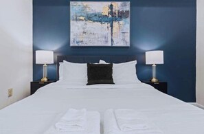 2 slaapkamers, een strijkplank/strijkijzer, wifi, beddengoed