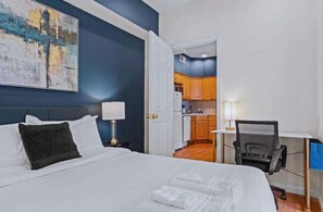 2 bedrooms, iron/ironing board, WiFi, bed sheets