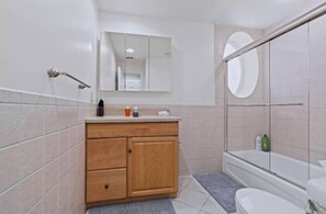 Een douche, een haardroger