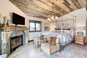 House (1 Bedroom) | Interior