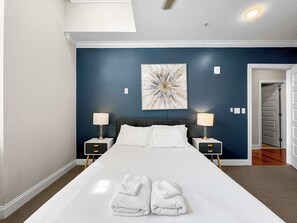 2 bedrooms, WiFi, bed sheets