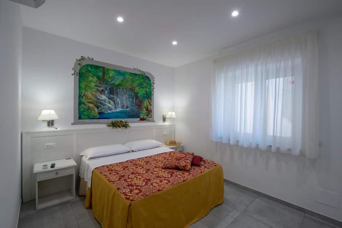 In-room safe, desk, laptop workspace, blackout curtains