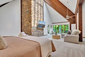 5 slaapkamers, een strijkplank/strijkijzer, wifi, beddengoed