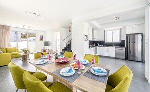 Room - Green Bay Villa 17 in Protaras (Paralimni)