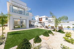 Villa - Mylos Lifestyle Seaview Villa 21 (Paralimni)
