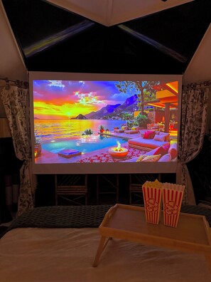 Interior - Boho Dome Retreat Mountain Views, Proyector and Private Fire Pit (Perez Zeledon)