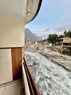 Deluxe Room, Balcony, Mountain View | Mountain view - Torwal plaza and guest house  (Bahrain)