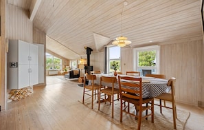 Dining - Amazing home in Sæby with sauna (Sæby)