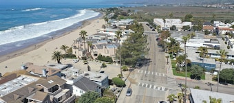 1 Bed Condo w/Private Patio Steps from the Sand!