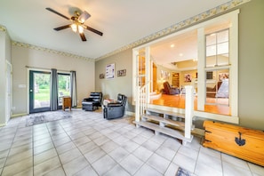 Interior - 14 Mi to Dtwn Louisville: Holiday Vacation Home! (Louisville)