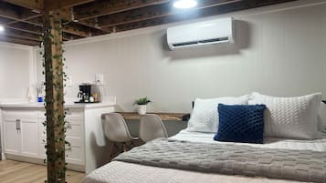 1 bedroom, WiFi, bed sheets