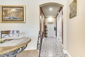 Interior - Golf, Fish & More: Cozy ‘Safari Unit’ in Atwater! (Atwater)