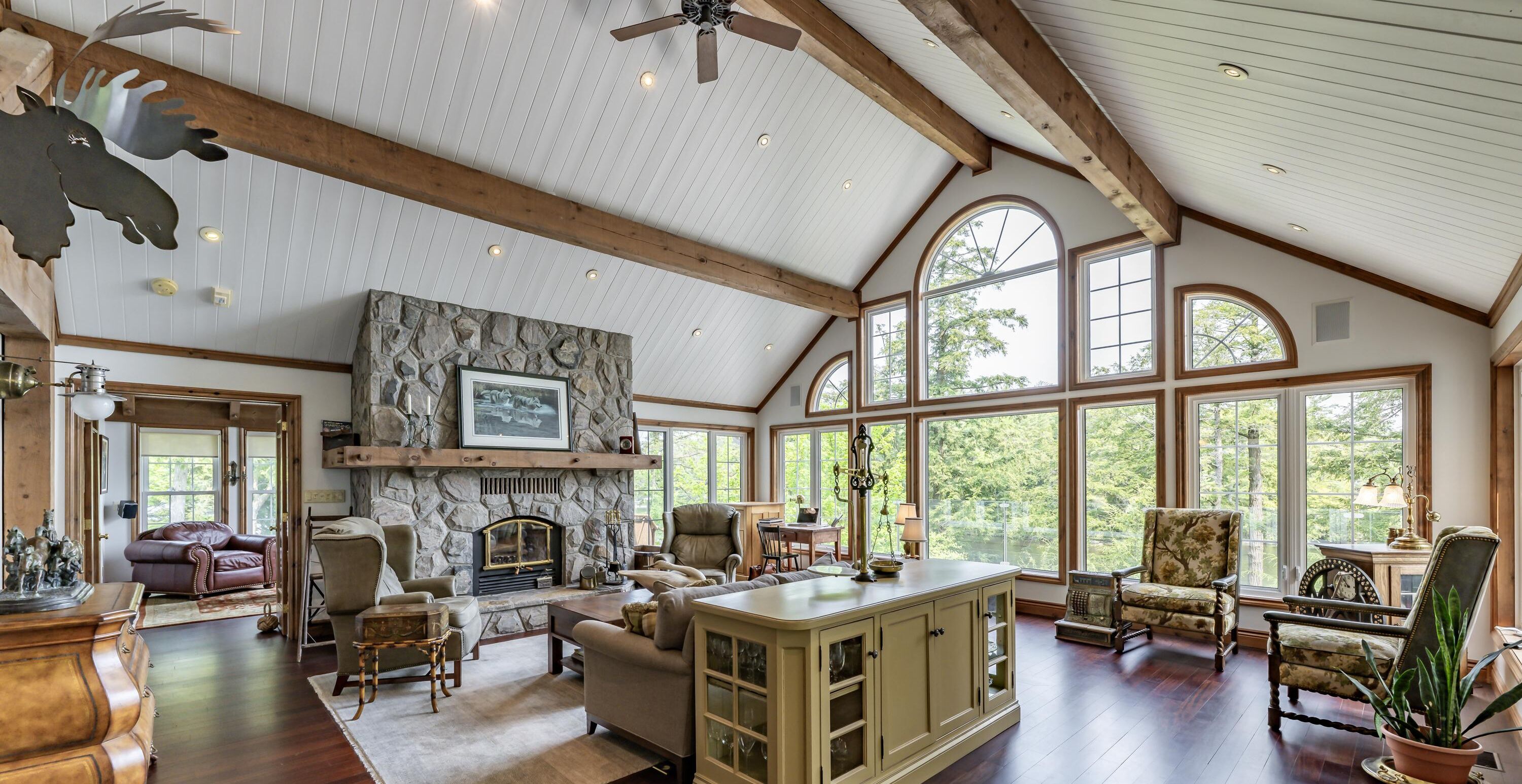 Great Room &amp; Fireplace