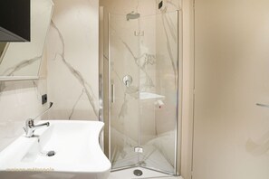 Shower, bidet