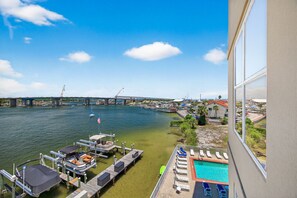 Pool - 2 Bedroom Waterfront Condo (Fort Walton Beach)