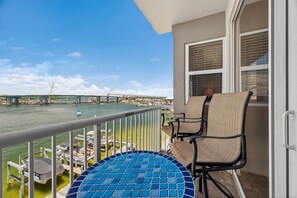 Property grounds - 2 Bedroom Waterfront Condo (Fort Walton Beach)