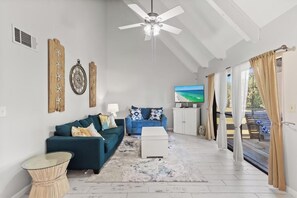 Lejlighed - 1 kingsize-seng med sovesofa (Seascape Golf Villa 34C) | Opholdsområde
